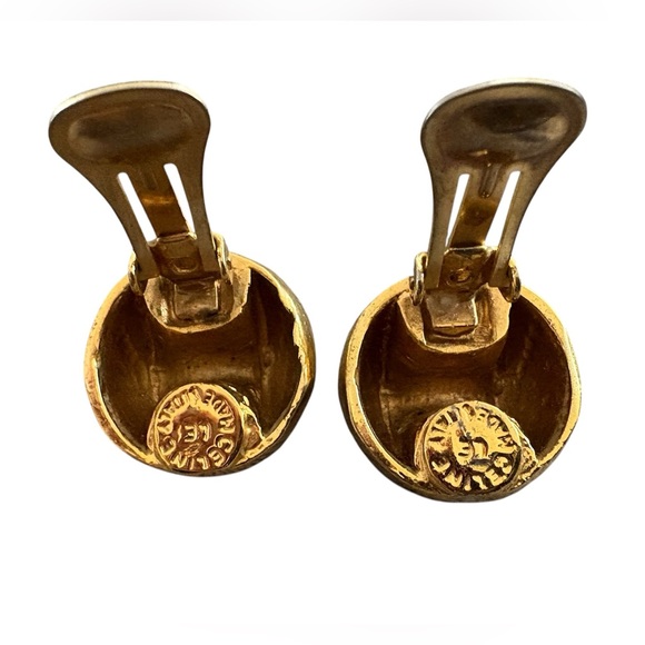 Celine Gold Arc De Triomphe clip on Earrings - Picture 5 of 7